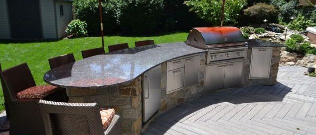 Techo-Bloc Patio with Custom Kitchen/Bar Center
