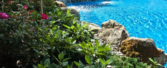 Pool Waterfalls/Spillover Spa (Massapequa/NY):