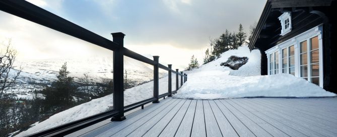Remove Snow from Your Deck/Photo Fiberon